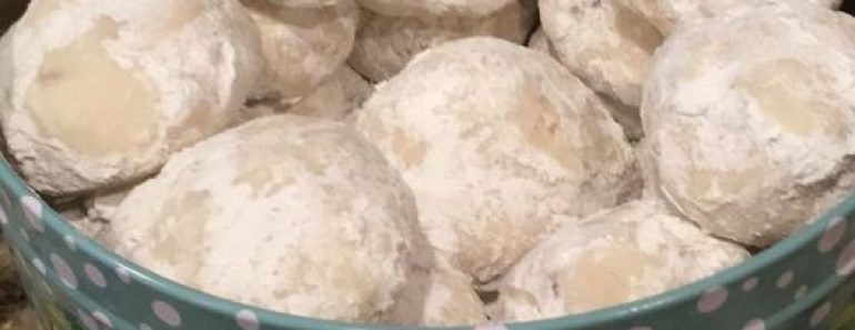 BUTTERY PECAN SNOWBALL COOKIES
