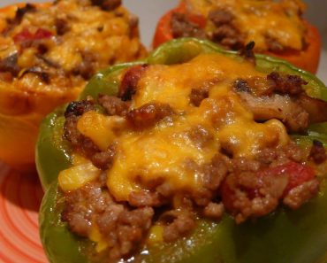 Low Carb Cheesey Stuffed Peppers