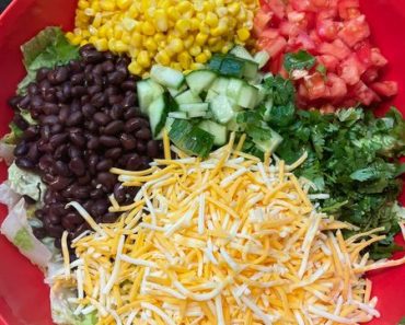 👉 Texas Chopped Southwest Salad