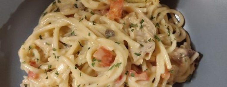 👉Creamy Chicken and Mushroom Spaghetti Bake