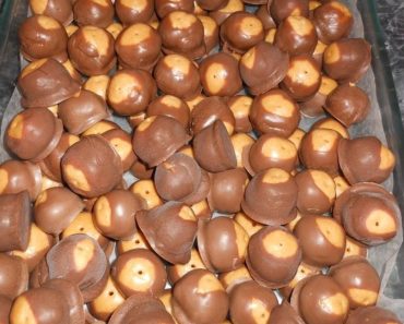 👉Peanut ButterBalls